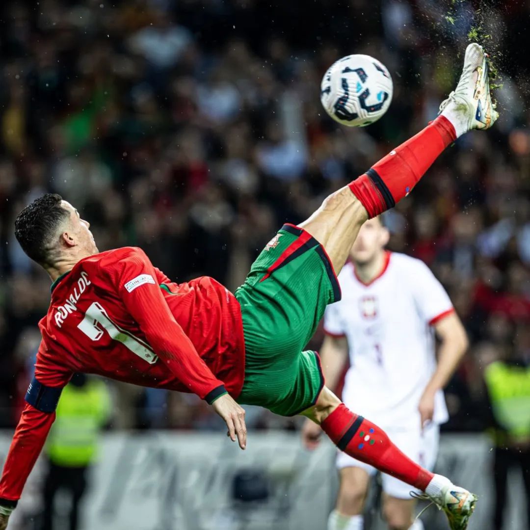 无文班马刺照样杀疯了！瓦塞尔35+7三分对轰穆雷，约基奇8次出手引争议