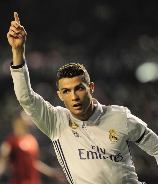 记者：海港抵达武里南，莱昂纳多、加布、李帅、刘若钒伤缺