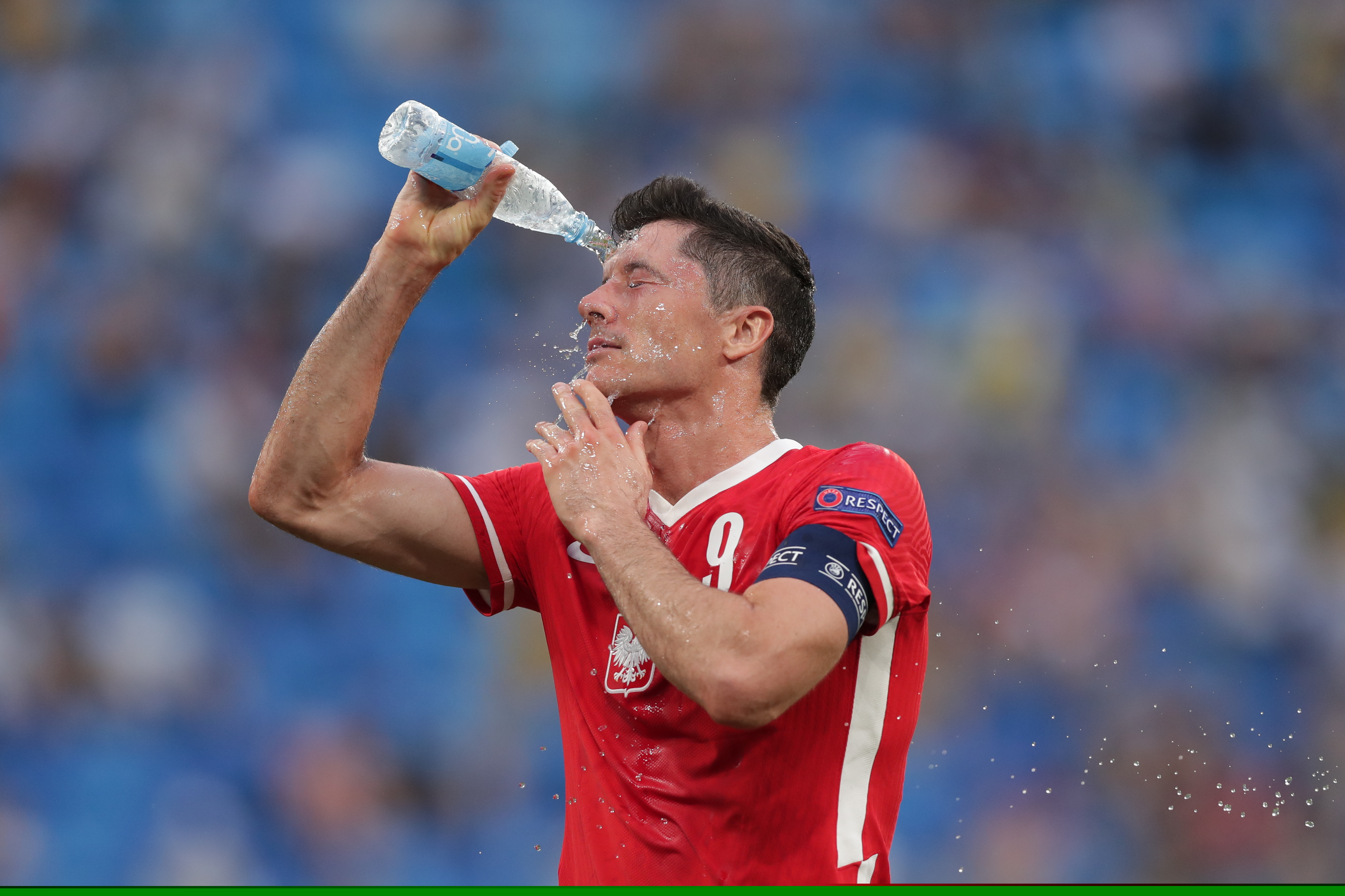 赫内斯直言：过高薪资让球员失去奋斗的核心动力