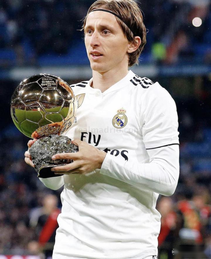 米体：尤文财报通过，确认亏损5800万欧元；科莫利进入董事会